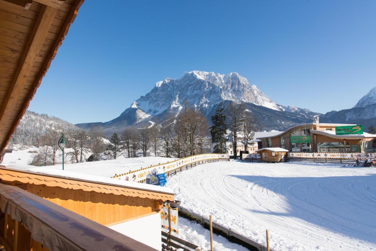 Appartements Schneezauber Lermoos Bagian luar foto